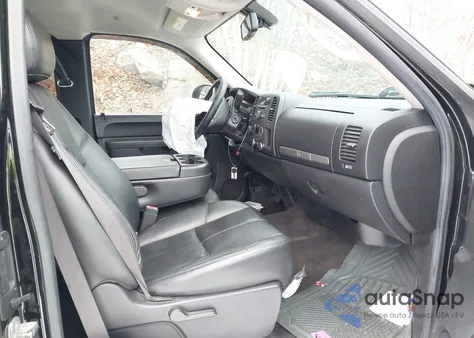 2013 Chevrolet Silverado 1500 Lt from USA, damaged, VIN 1GCRKSE7XDZ223053